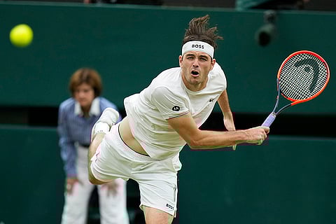 Taylor Fritz serves to Alexander Zverev